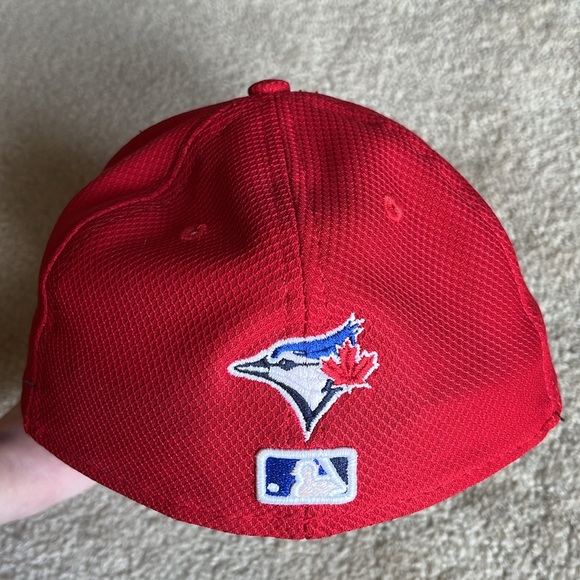 New Era Blue Jays Canada Fitted Baseball Cap - Picture 2 of 9